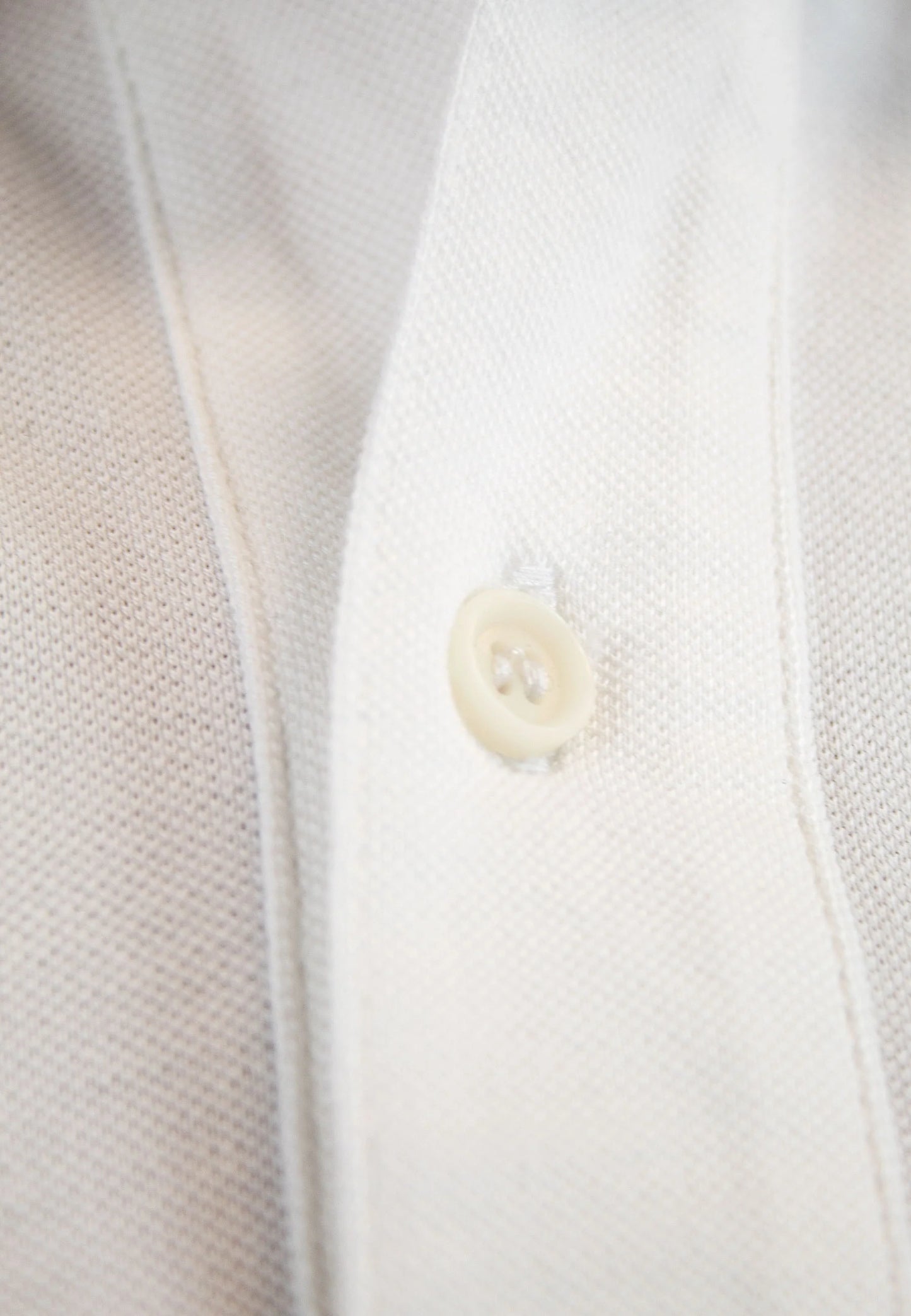 White short-sleeved polo shirt "Polo astra blanco de manga corta"