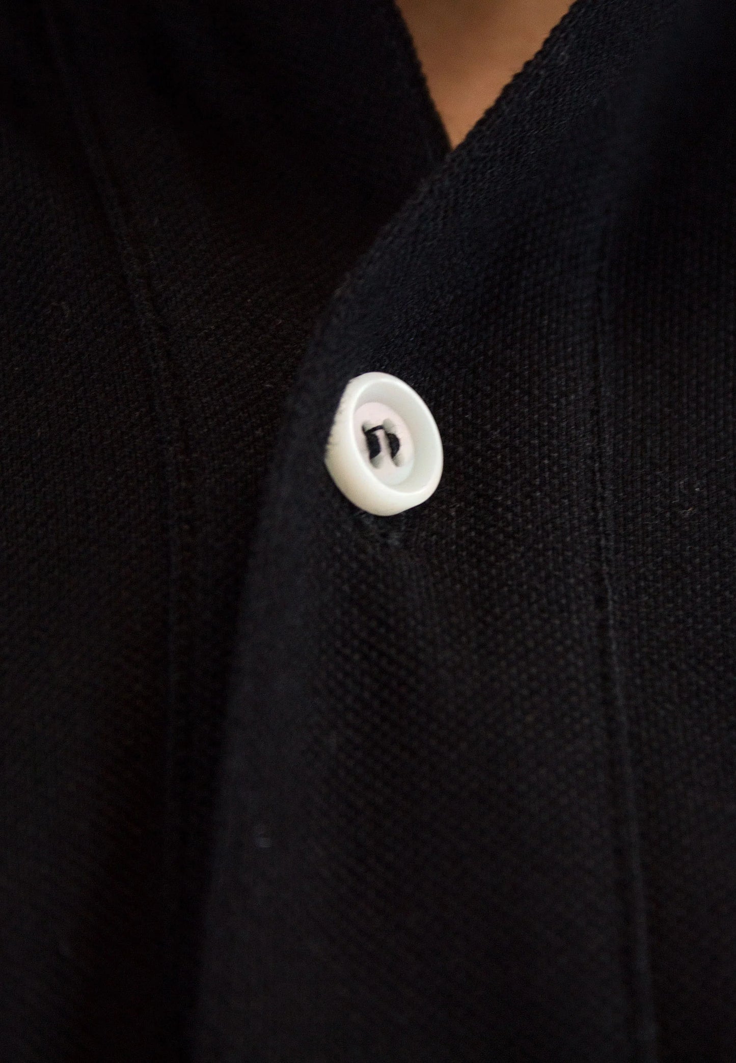 Black short-sleeved polo shirt "Polo negro de manga corta Astar negro nuevo"