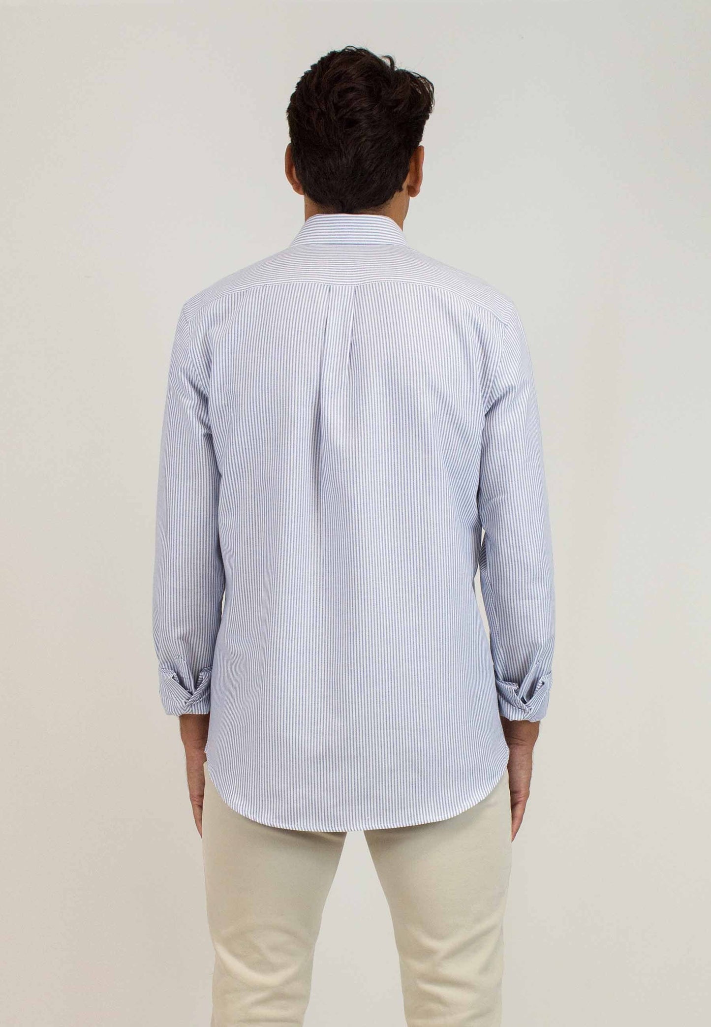 Men's oxford shirt with navy blue stripes - elegance and universal style "Camisa oxford de rayas luna marino"