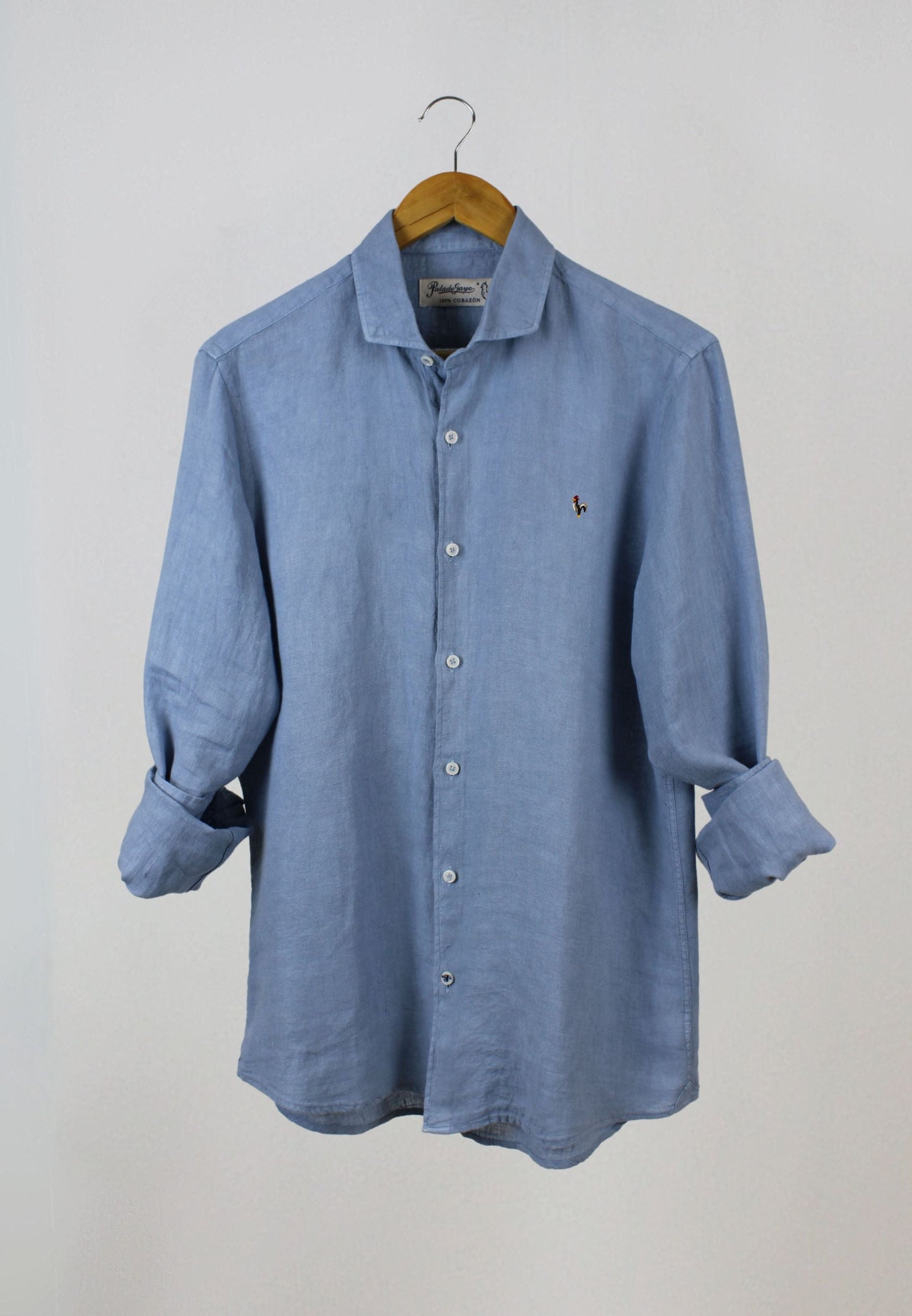 A sulfur blue linen shirt, perfect for the hottest days of the year.