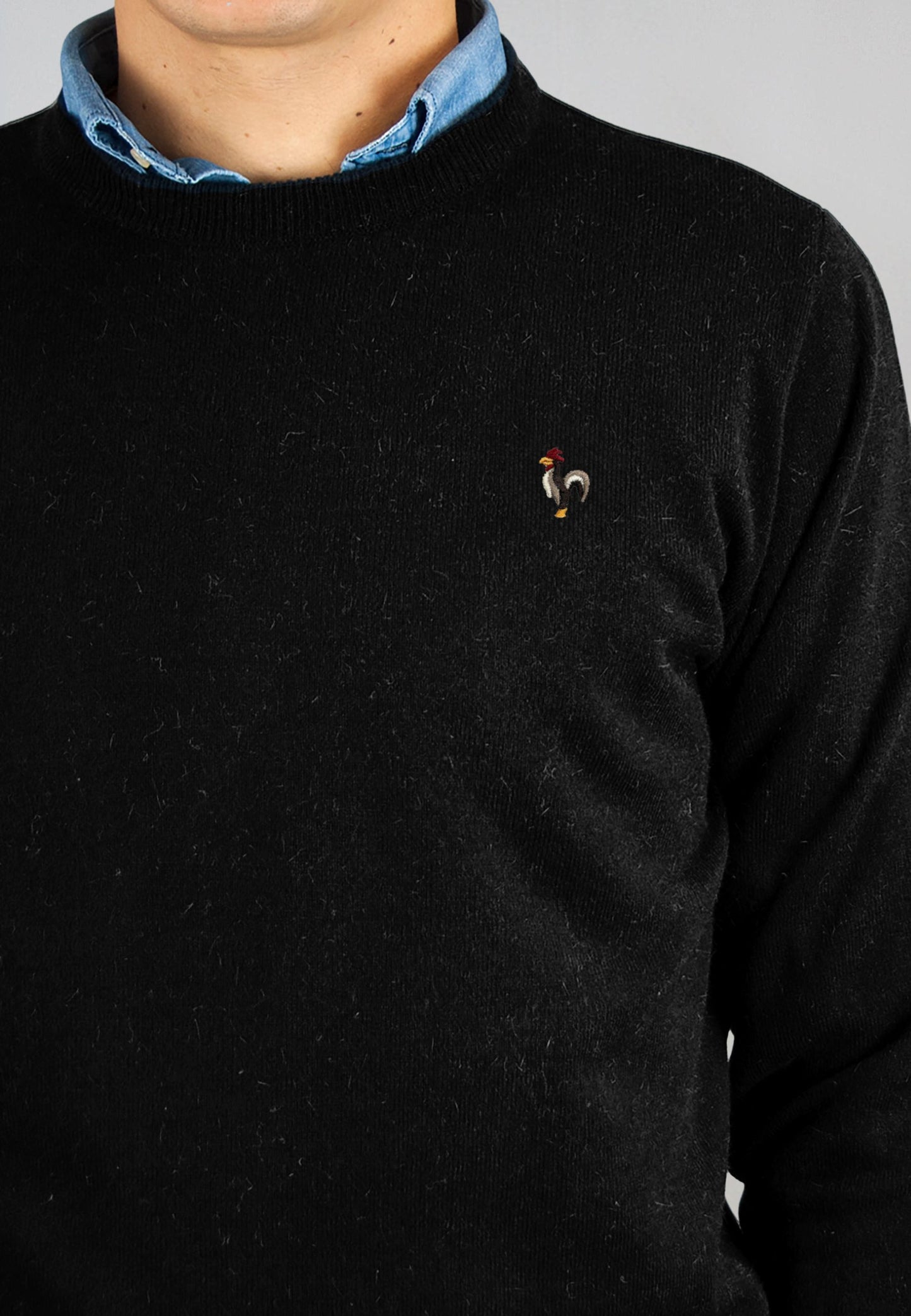 Black sweater "Jaresey caja pepu negro"